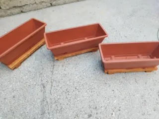 3 Portavasi Legno + 3 Vasi Marrone