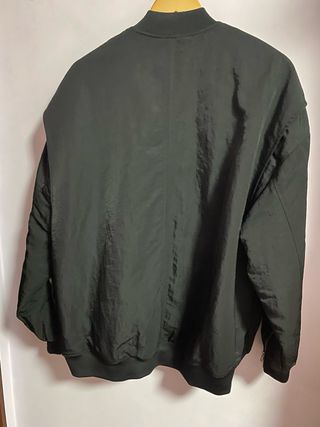 Cazadora Bomber Zara Negra Talla L