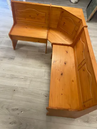 Rinconera de cocina de madera.