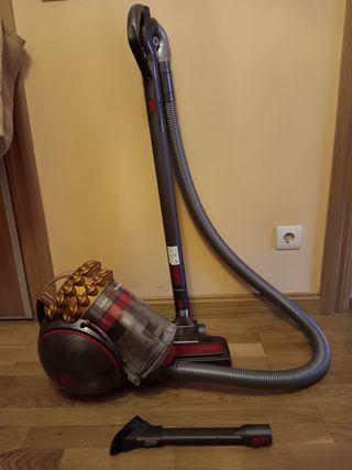 Aspiradora Dyson Big Ball Multifloor 2