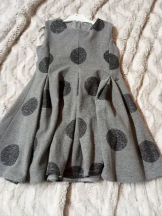 Abito Meilisa Bai bimba 7 anni pois