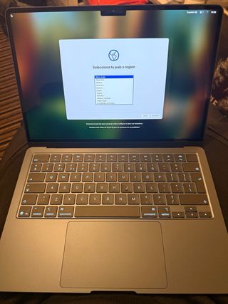 Apple MacBook Air (2025) 13.6" Retina, Chip M4 App