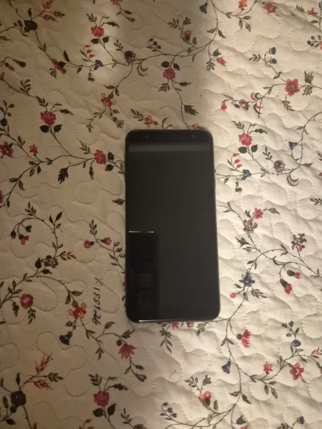 Móvil Samsung Negro