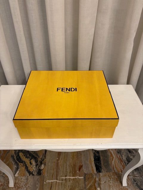Scatola Fendi Roma originale