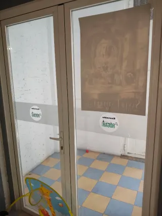 Puertas aluminio con cristal y marcos