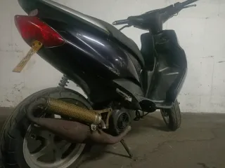 Yamaha Jog con ITV 2027 ciclomotor 49cc moto 50