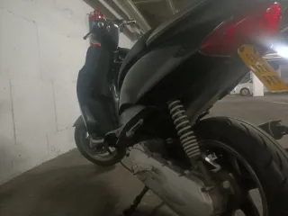 Yamaha Jog con ITV 2027 ciclomotor 49cc moto 50