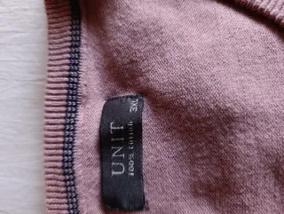 Jersey UNIT rosa hombre cuello pico