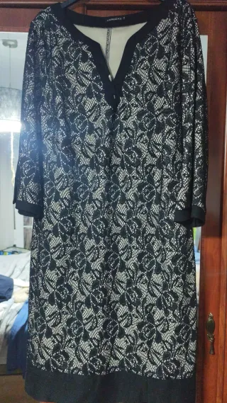 Vestido GEREZAS encaje negro y beige