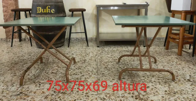 2 Mesas Plegables Madera y Metal
