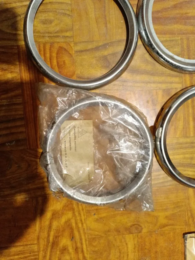 Embellecedor Foco Renault 4 LY F