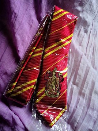 Corbata Gryffindor Harry Potter Roja y Dorada