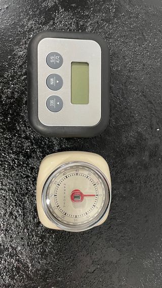 9 pezzi di utensili da cucina