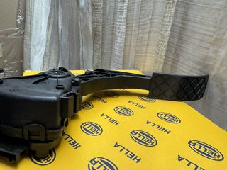 HELLA 6PV 008 496-701 Sensor Posición Pedal