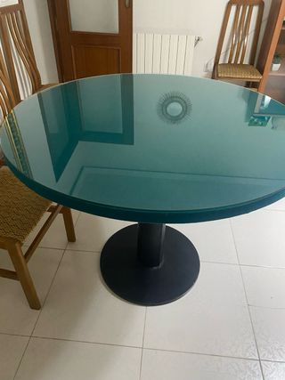 Mesa redonda cristal y madera precio negociable