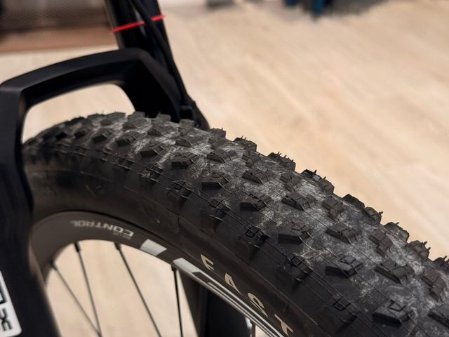 Specialized Epic 8 Expert