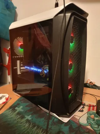 PC Gaming AeroCool con RGB