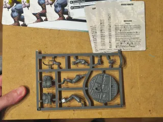 MCP Frankenstein em sprue