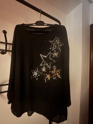 Jersey Negro con Estrellas Doradas y Plateadas