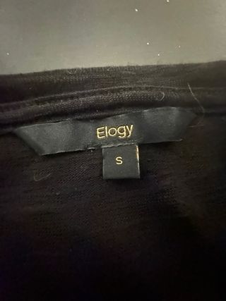 Jersey Negro con Estrellas Doradas y Plateadas