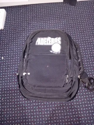 Mochila negra con logo Padel