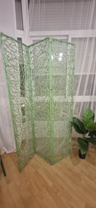 Biombo decorativo verde