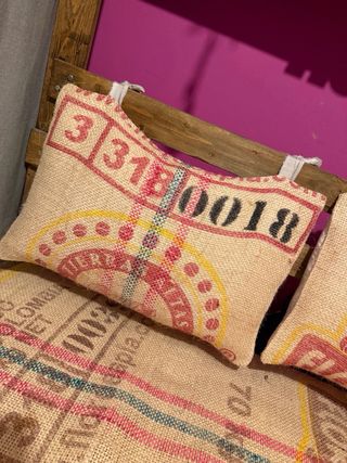 Mueble rústico madera y yute: banco y zapatero