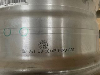 Llanta 18' Trasera Infiniti G25/G35/G37, 18x8 1/2J