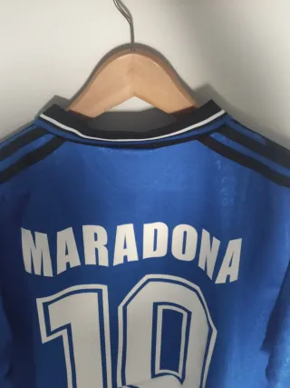 Camiseta retro Argentina. Maradona 10. Talla XL