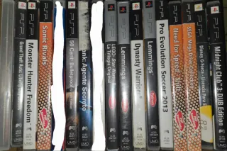 PACCHETTO 15 GIOCHI PER PSP