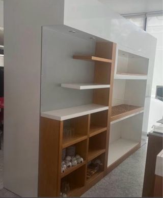 Mueble Panadería y Office con iluminación