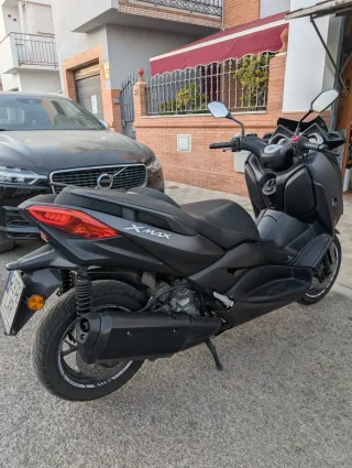 Yamaha Xmax 300