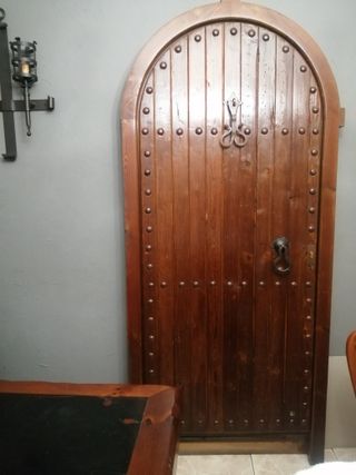 Puerta madera exterior medio punto