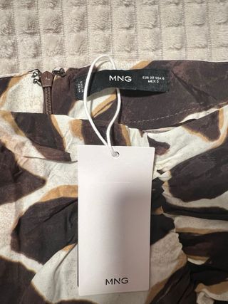 Falda midi Mango T38 con etiqueta