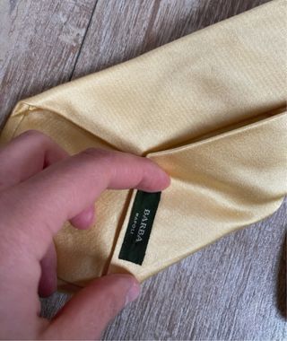 Cravatta uomo oro