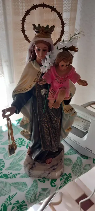 Virgen con Niño Jesús