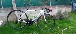 Bicicleta Carretera Canyon Ultimate CF SLX