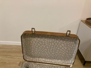 Maleta piel vintage para decoración