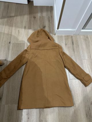 Gabardina Zara Marrón con Capucha