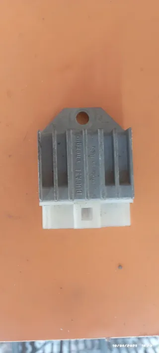 Regolatore tensione DUCATI Made in Italy Booster