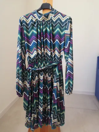 Vestito manica lunga fantasia zig-zag