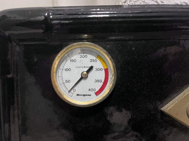 Porta Cucina in Ghisa di Ferro di Hergón