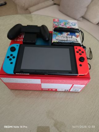 Nintendo Switch + Super Mario Bros. Wonder