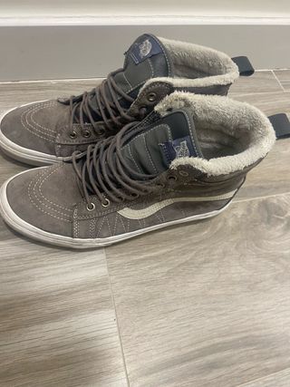 Zapatillas Vans grises con forro interior