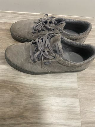 Zapatillas Vans grises de ante