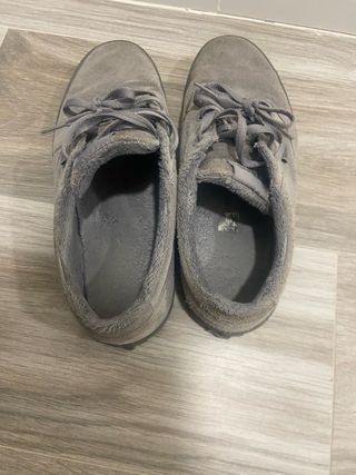 Zapatillas Vans grises de ante