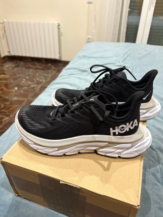 Zapatillas Hoka Clifton Edge Negras