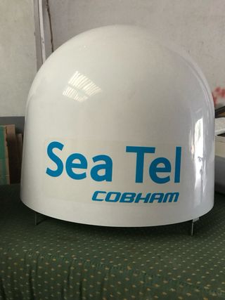 Radomo (carcasa)antena satelital SEA TEL