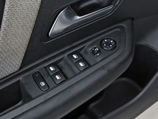 Citroën C4 PureTech 130 S&S 6v Shine