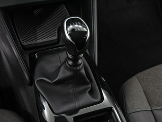 Citroën C4 PureTech 130 S&S 6v Shine